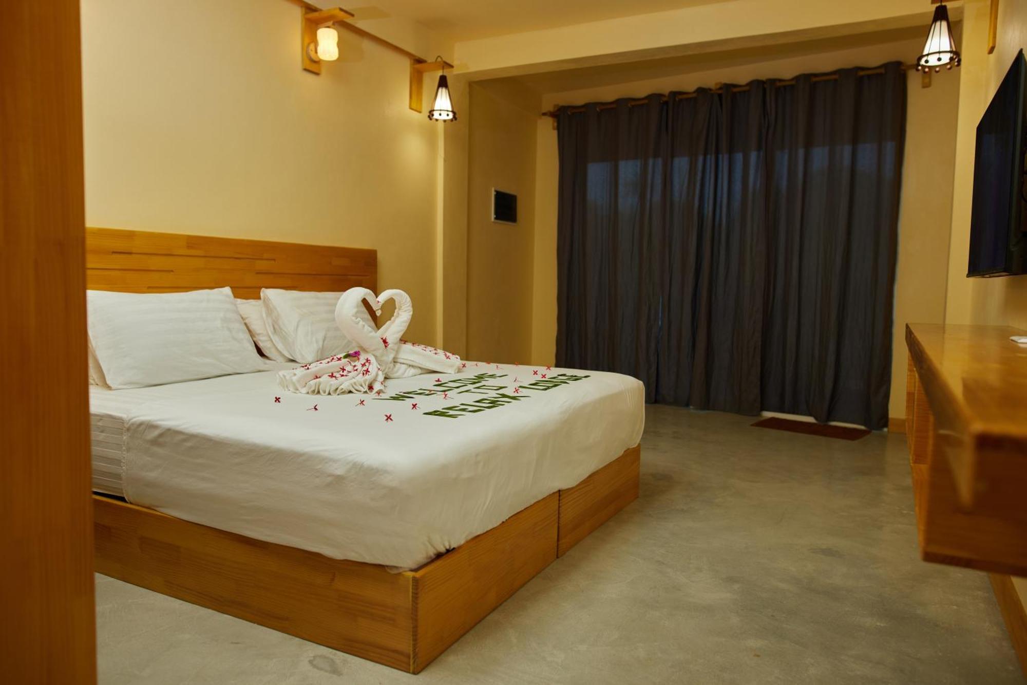 טאודו Relax Lodge מראה חיצוני תמונה